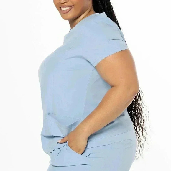 Cscrubs Comfort Collection ROUNDED NECK TOP | COMFORT WT2 - Picture 2 of 3